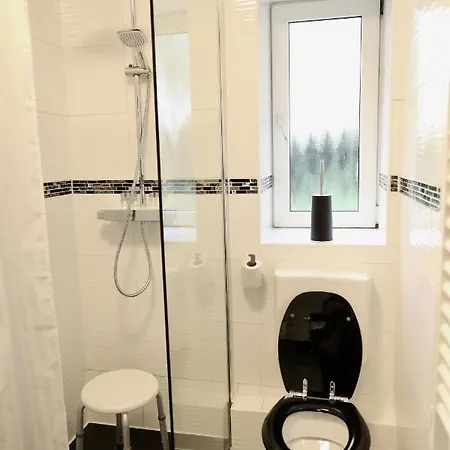 Apartment W2 Ferienwohnung-32609 Huellhorst